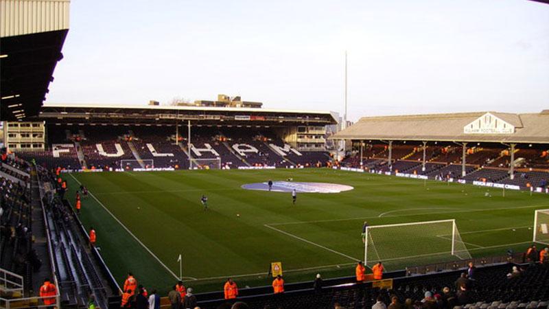 San-van-dong-Craven-Cottage