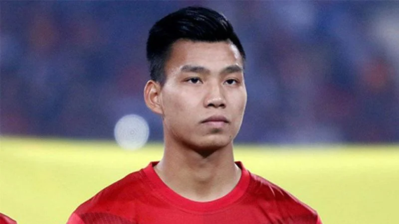 Hau-ve-Van-Thanh-bi-phat-tien-va-dinh-chi-thi-dau-3-tran