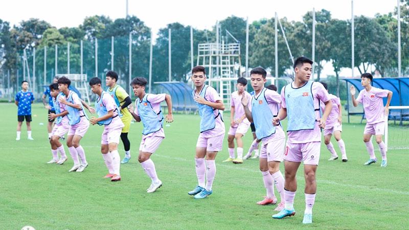 Đội-tuyển-U16-Việt-Nam-Chuẩn-Bị-Cho-Giải-Vô-Địch-U16-Đông-Nam-Á-2024