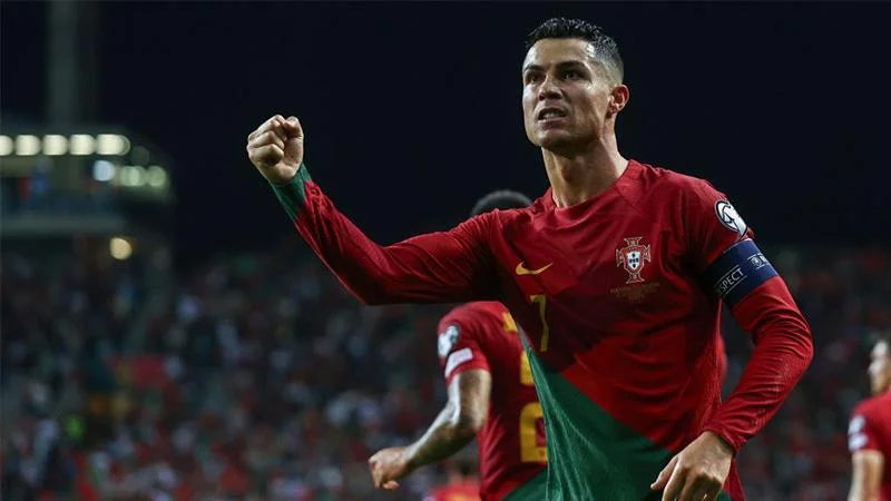 cristiano-ronaldo-luon-giu-phong-do-an-tuong