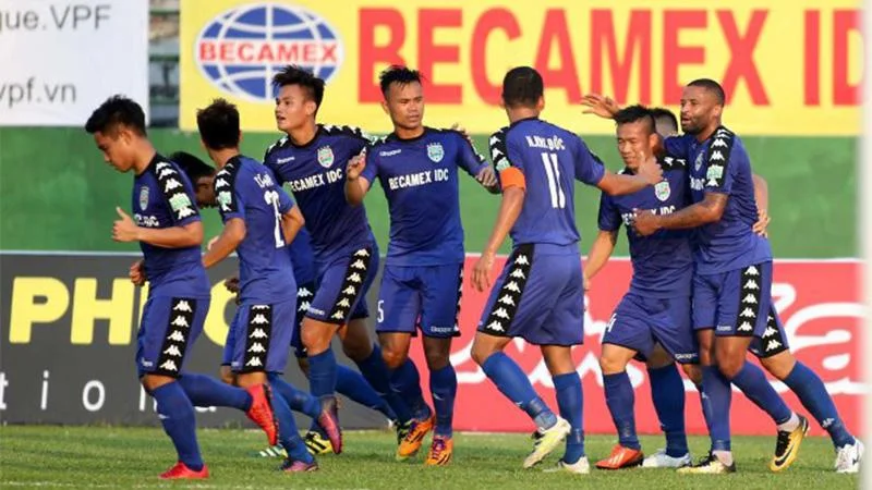 phong-do-cua-clb-becamex-binh-duong-ngay-cang-sa-sut